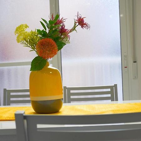 Stylish & Spacious Family Apartment Near Beach & Vibrant Historic Market アリカンテ エクステリア 写真