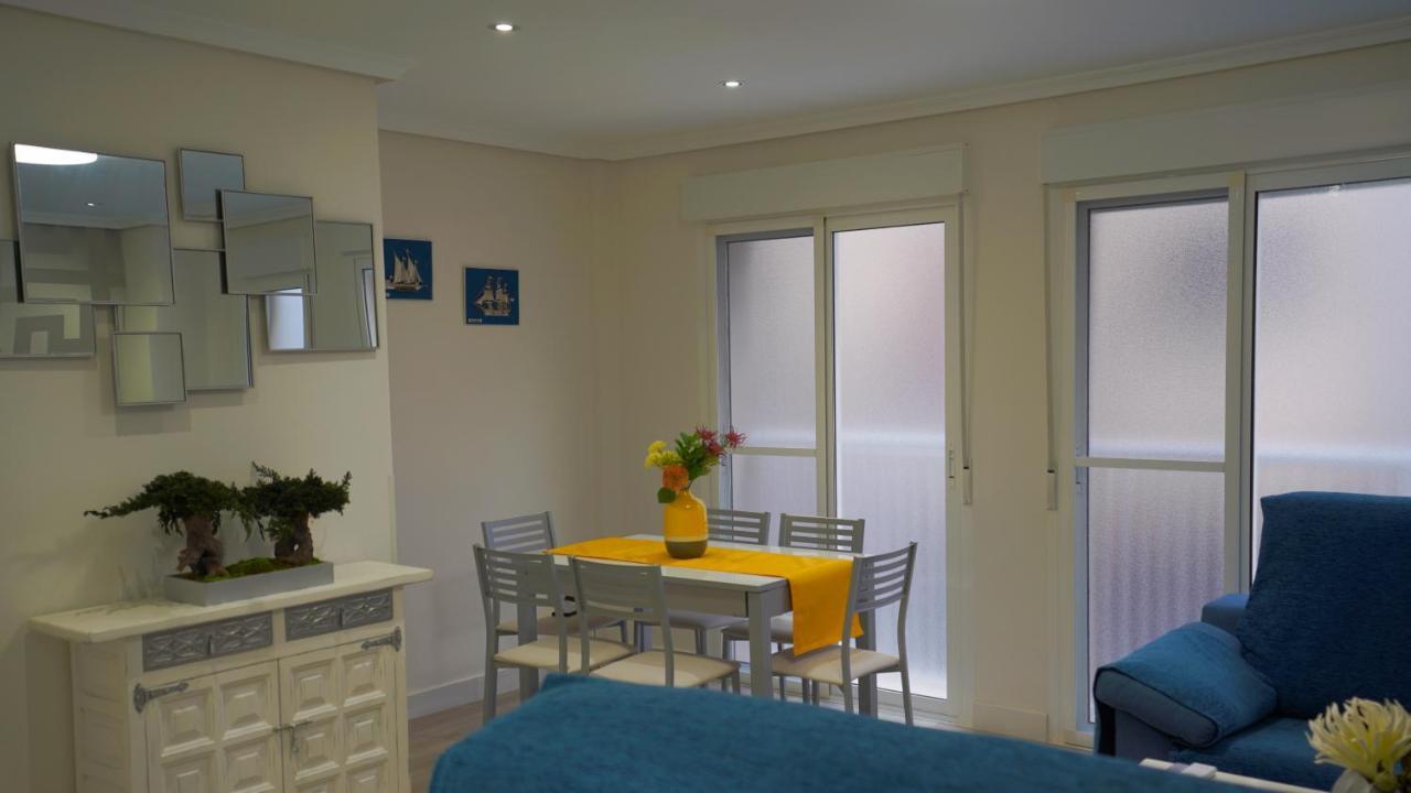 Stylish & Spacious Family Apartment Near Beach & Vibrant Historic Market アリカンテ エクステリア 写真