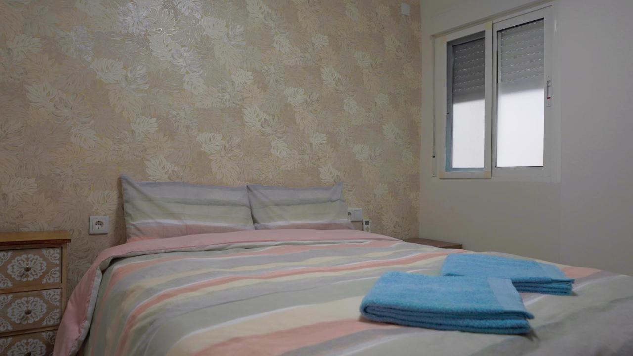 Stylish & Spacious Family Apartment Near Beach & Vibrant Historic Market アリカンテ エクステリア 写真