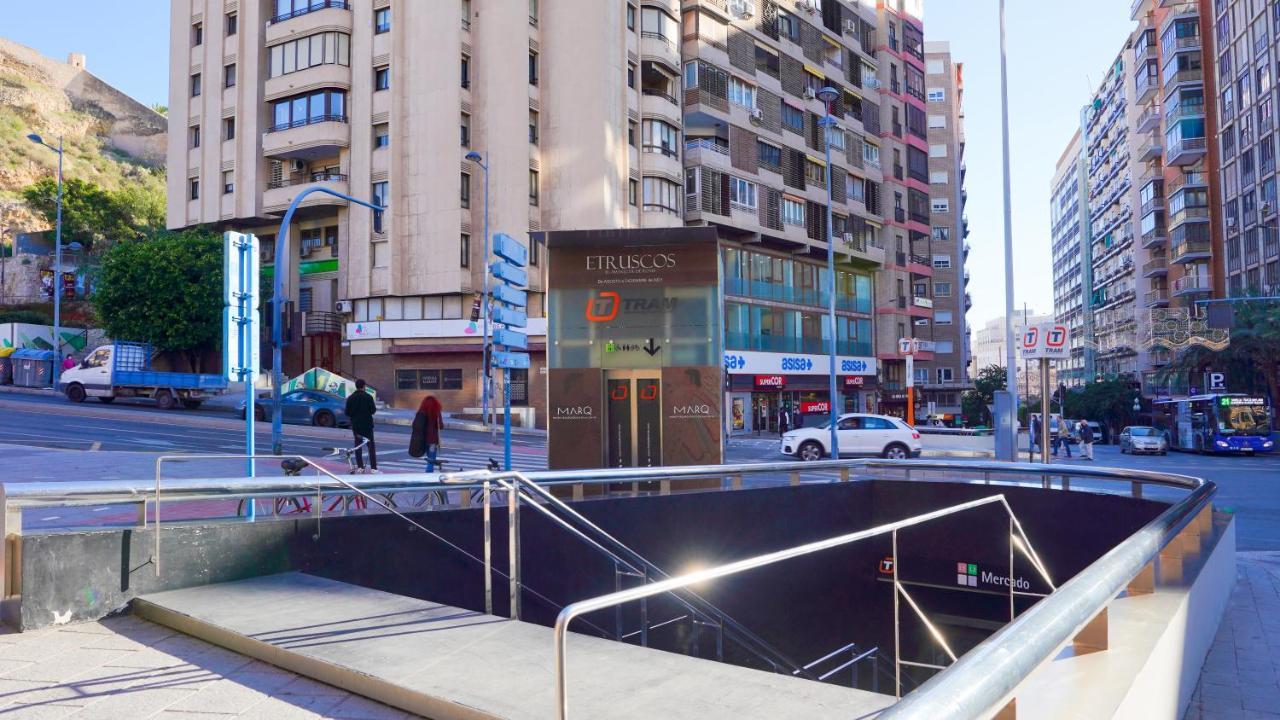 Stylish & Spacious Family Apartment Near Beach & Vibrant Historic Market アリカンテ エクステリア 写真